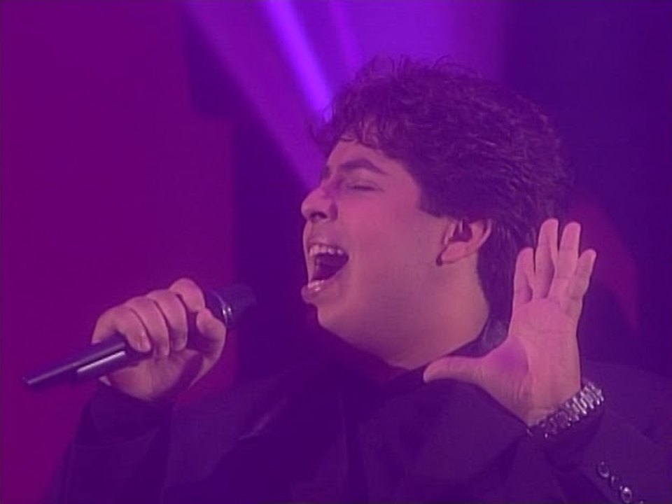 Janah Louard in de finale van de Soundmixshow, als Ren&eacute; Froger